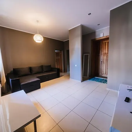 Kronu Nami Apartman *